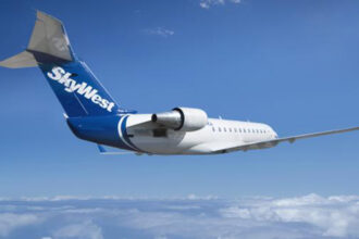 2 SkyWest passengers hospitalized after turbulence diverts Houston-bound flight to Austin