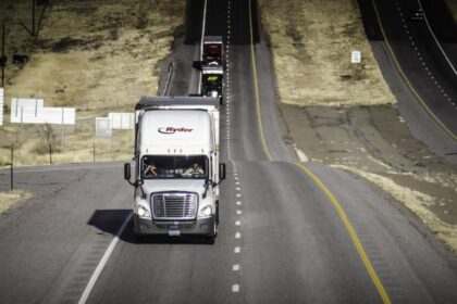 Weak US demand weighs on the transport sector: UBS downgrades ratings of leading carriers – FinancialMediaGuide analysis