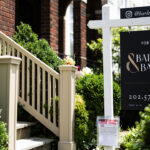 Mortgage rates fall again, refinances jump to highest level since 2022