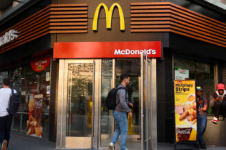 McDonald's CEO warns of 'two-tiered economy'