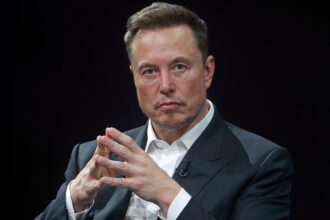 Musk's X settles $128 million severance pay lawsuit with former Twitter executives