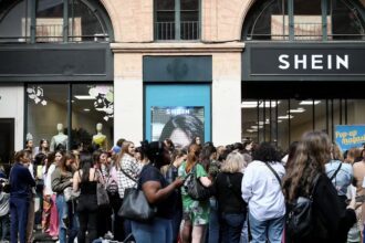 Shein in the Heart of Paris – Fast Fashion Revolution or Reputation Risk?
