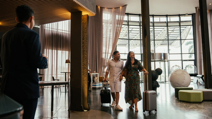 Hotel industry reeling as government shutdown puts millions of workers on edge