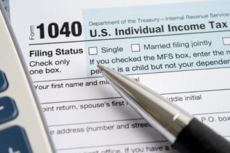 The government is shut down but the tax filing extension deadline remains