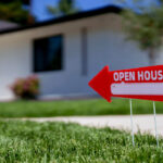 Mortgage rates fall for first time in 3 weeks