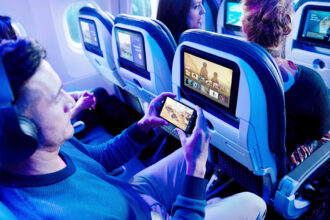 United Airlines first mainline Starlink flight ready for takeoff