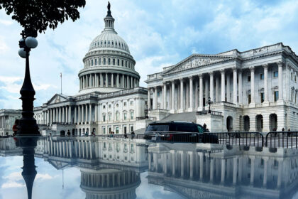 Traders see a cloudy outlook as government shutdown expected to drag on for weeks