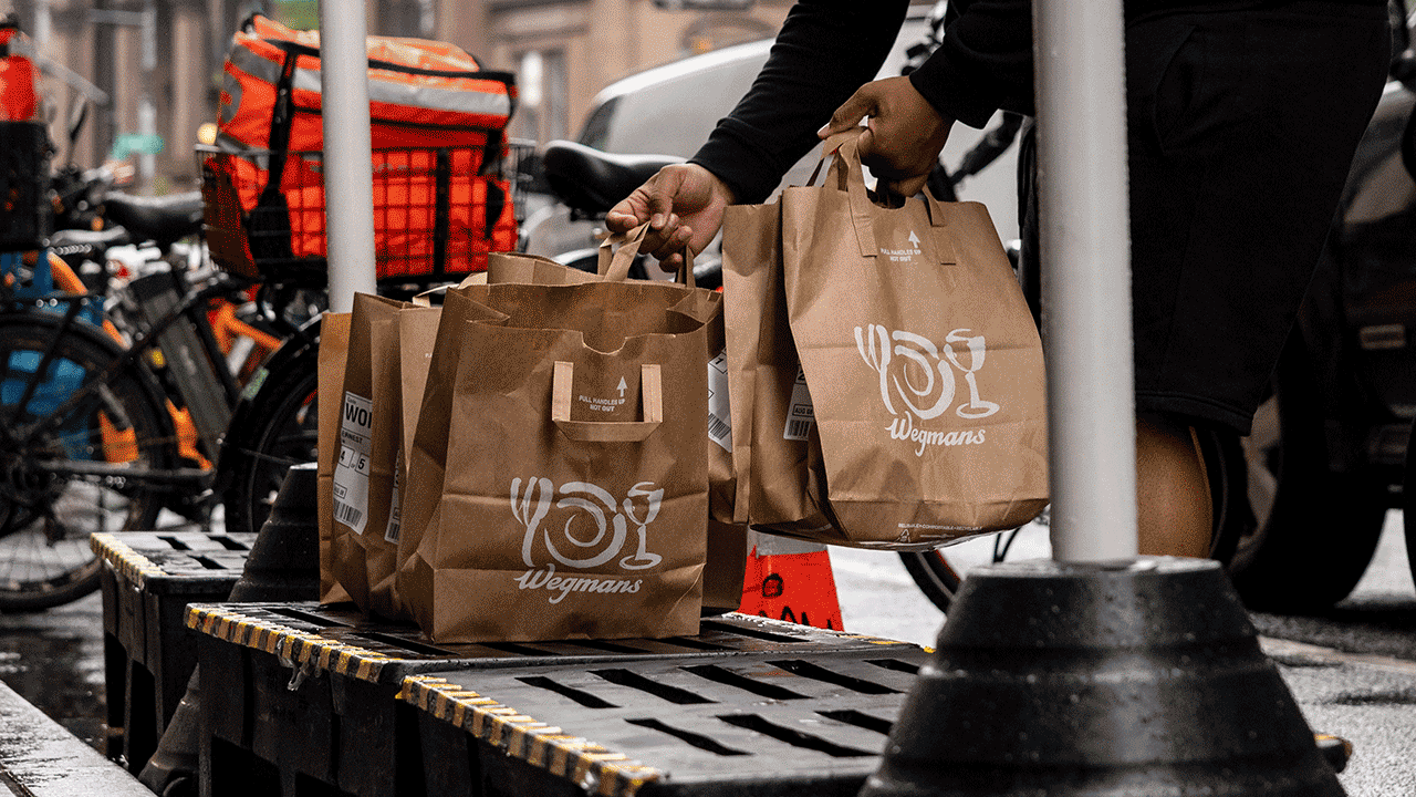 DoorDash unveils crisis plan as millions face possible loss of SNAP benefits 3 DoorDash unveils crisis plan as millions face possible loss of SNAP benefits